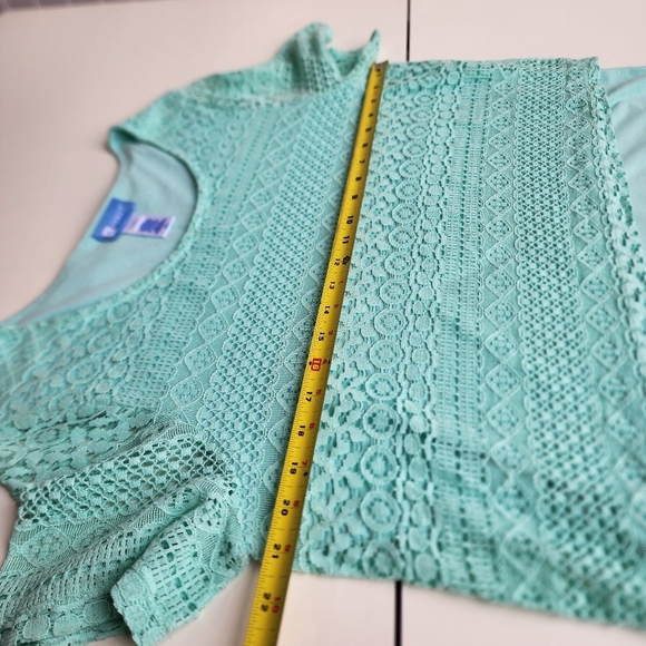 Elegant Mint Crochet Overlay Dress - Picture 11 of 14